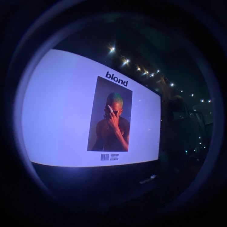 ⠀⠀

                  Frank Ocean at 4 am. 

⠀⠀⠀