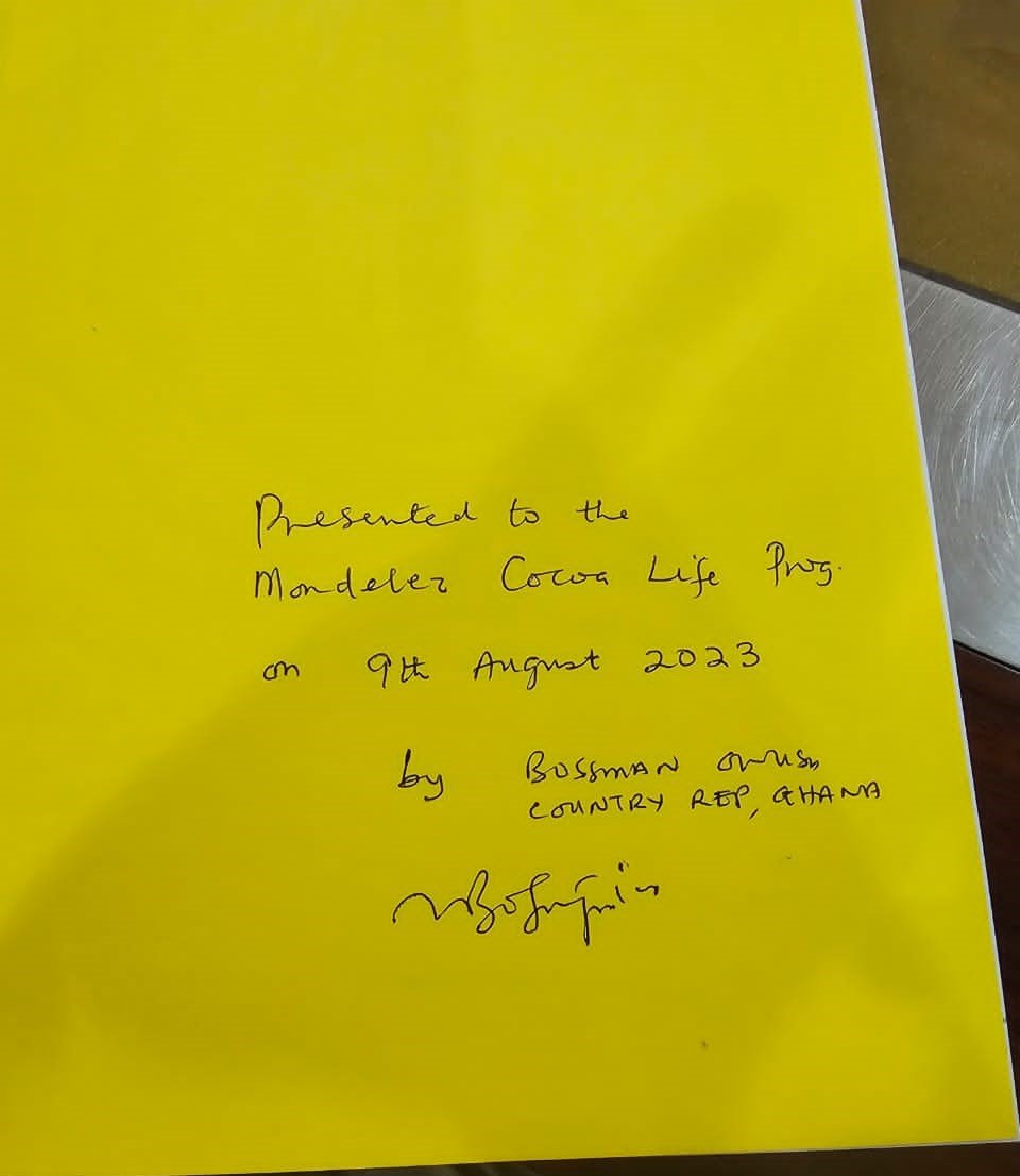 On Wednesday, <a href="/BossOwus/">Bossman Owusu</a>, Country Representative of Solidaridad in Ghana, officially presented a copy of the #SmallFarmerAtlas to <a href="/MDLZ/">Mondelēz Intl</a> during a courtesy visit. <a href="/MDLZ/">Mondelēz Intl</a> has been partnering with <a href="/Solidaridad_wa/">Solidaridad West Africa</a> to improve the livelihoods of cocoa farmers and their communities.