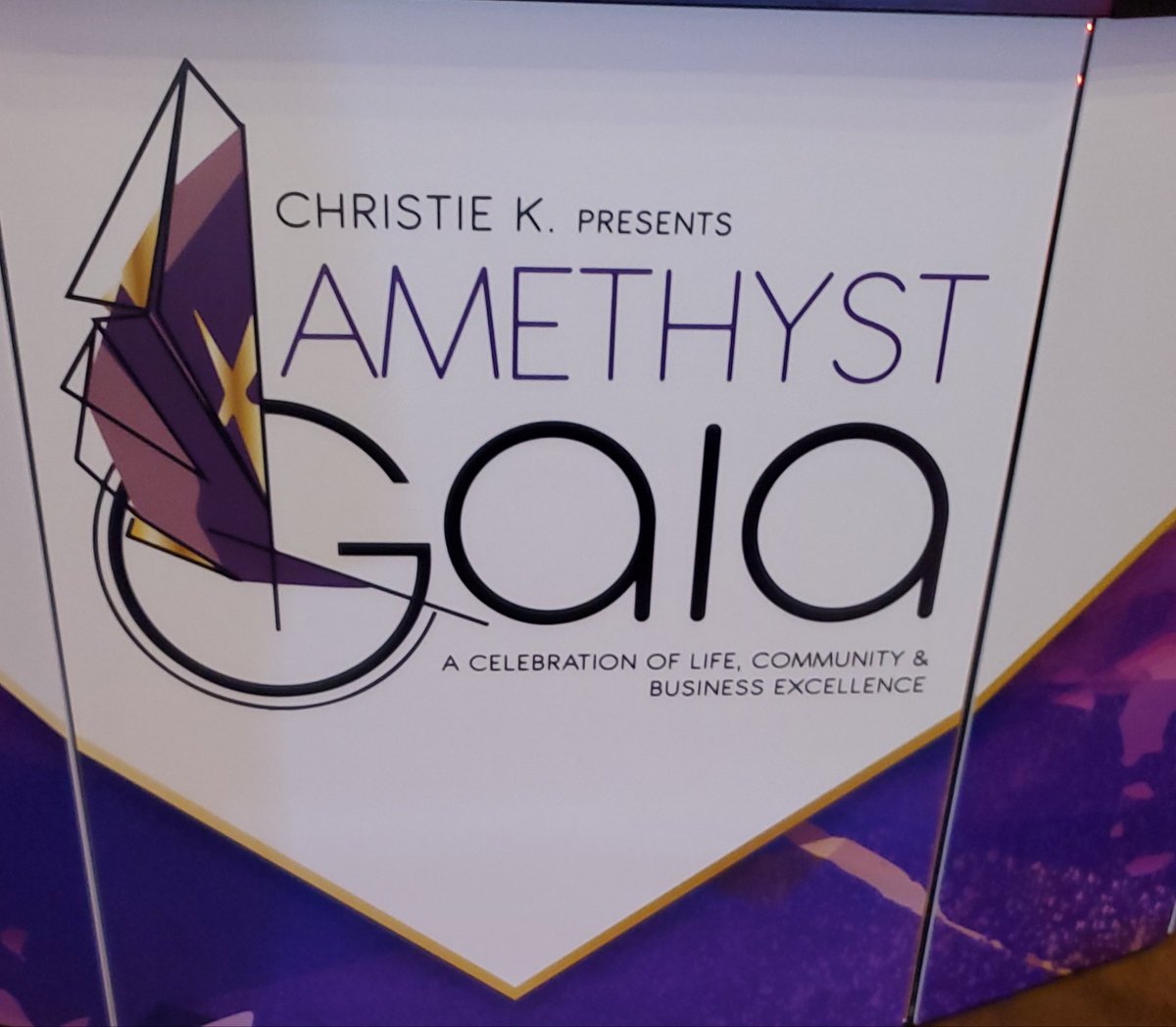 femtwb's tweet photo. #gala #Entrepreneurship #leadership @MrsKPickens @ShreeMoffett @urLegalBeagle https://t.co/UeDVjge71s