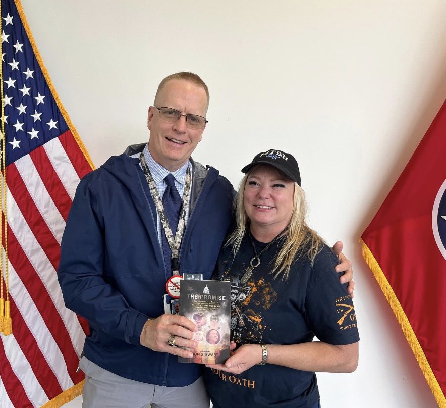 Burnpits360TN's tweet photo. God Bless Vanderbilt University (Hospitals) that support the research for the PACT Act! proud to sign the book โThe Promiseโ for you Dan! #BurnPits360 #GruntStyle #JonStewart #PACTAct #VFW #Vanderbuilt #Veterans #Advocate #TAPS #GoldStarWives @TAPS @jonstewart @Gruntstyle https://t.co/0EUrwe6XWD