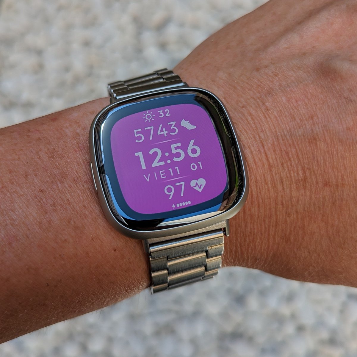 dp_faces's tweet photo. Shots of mnml F #clockface

https://t.co/F4TerdbaiO

#made4fitbit
#fitbit #versa4 #versa3 #sense #sense2 https://t.co/AjOOIIxaJk