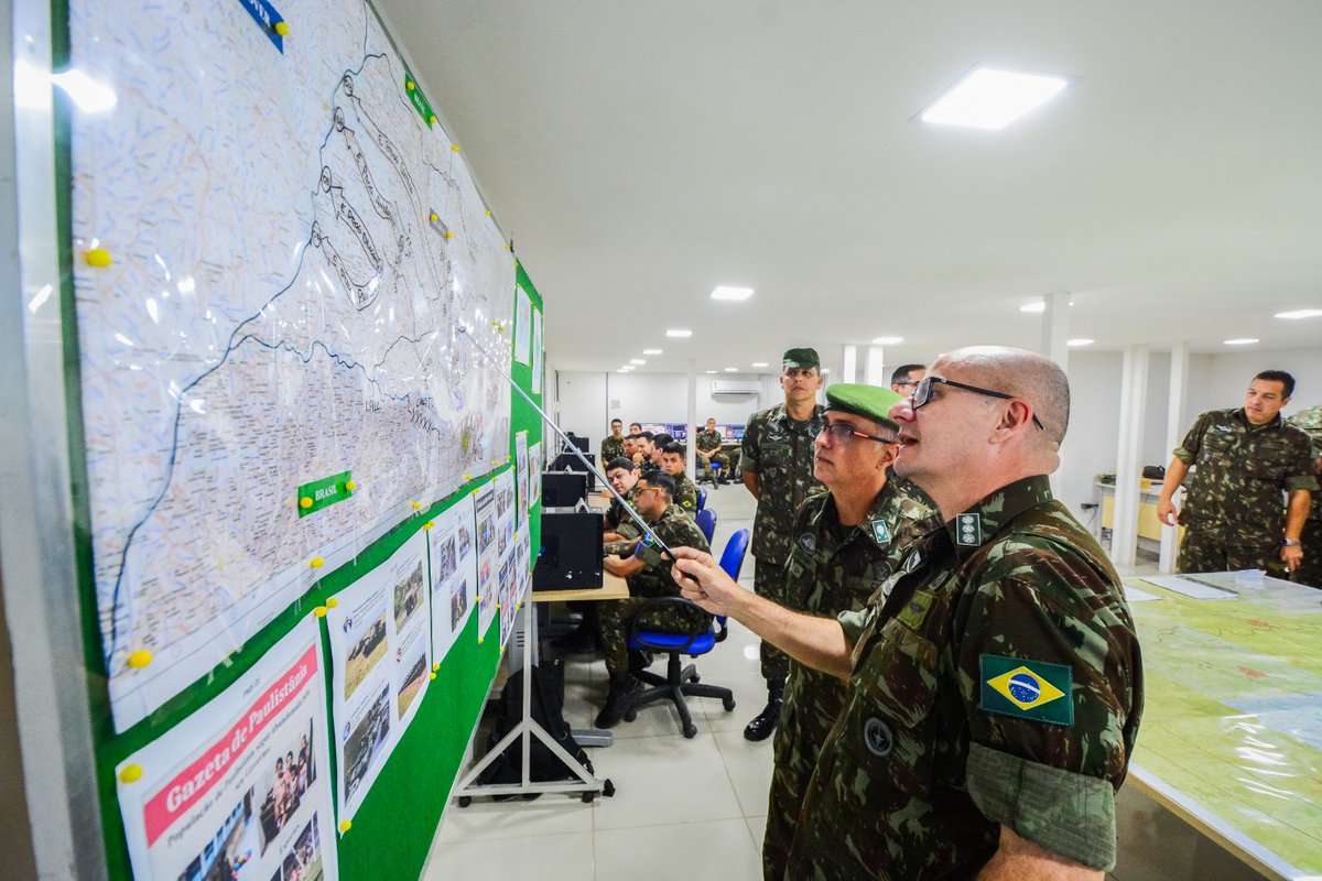 cmlexercito's tweet photo. 🔰 Força de Prontidão (FORPRON): Brigada de Infantaria Pára-quedista inicia sua certificação
Acesse a matéria e entenda ➡️ https://t.co/Jd9zAygjNp #cmlexercito #ExercitoBrasileiro #forpron https://t.co/NOtY5jdN7n