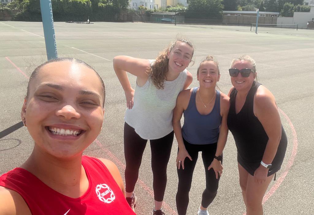 Dream team <a href="/GSalterSports/">Gilly Salter Sports</a> Performance Netball camp with <a href="/paige_reedxx/">Paige Reed</a>  <a href="/CheetsLisa/">Cheets</a> <a href="/ShaunaghCraig/">Shaunagh Craig</a> Jess Shaw and Betsy Creak #knowledge  #learning #fun