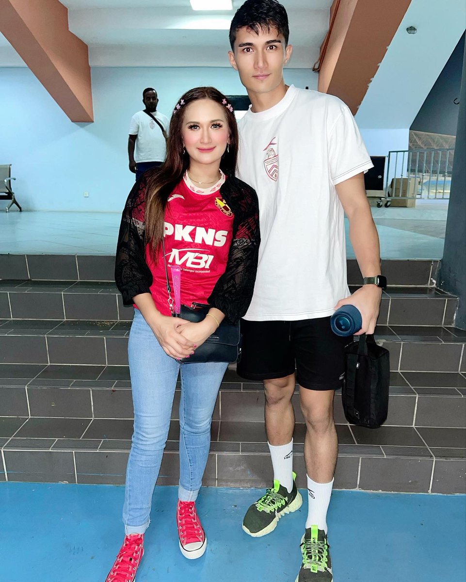 nursyuhada_7's tweet image. With Kevin Ray Mendoza 🥰🥰

#KualaLumpurCityFC #klcityfc #klcity #kualalumpursampaimati #kualalumpur #ligasuper2023
