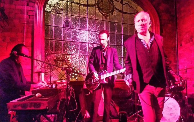 PaulieStewart's tweet photo. RIP the legendary inimitable punk poet performer Ron S Peno of Died Pretty. Only spoke to him last week and he sounded great! Just reinforces …enjoy every day folks. Never forget you Ronnie ❤️❤️ https://t.co/wlaVDoJ3AR