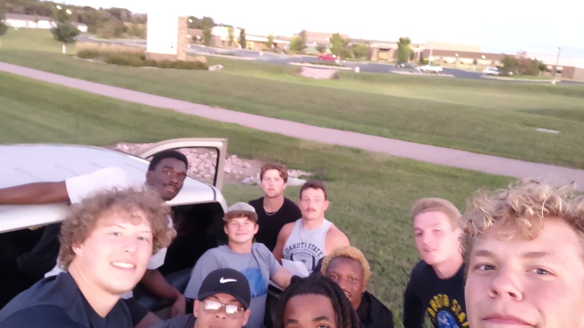Anthony_fb39's tweet photo. @DSUFootball 
#madisonscavengerhunt https://t.co/tuXRiOIVvq