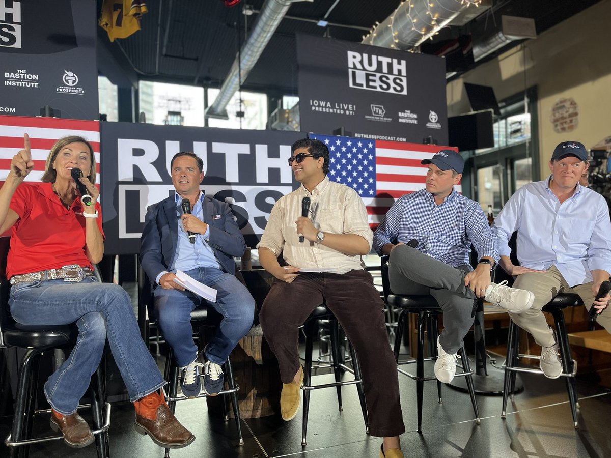 Kim Reynolds tweet media