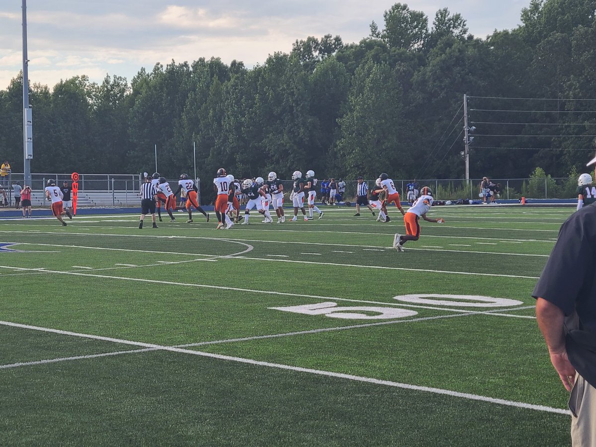 DrAaronAllen1's tweet photo. @eastlincolnfb taking on NW Cabarrus in a draw of a scrimmage in game 2 of the @FCALincoln jamboree. Great energy with new players for the Mustangs. Lots of fans doing their part to encourage and support the Student athletes.#engage 
@NC_LCS https://t.co/OTS3RqIoEj