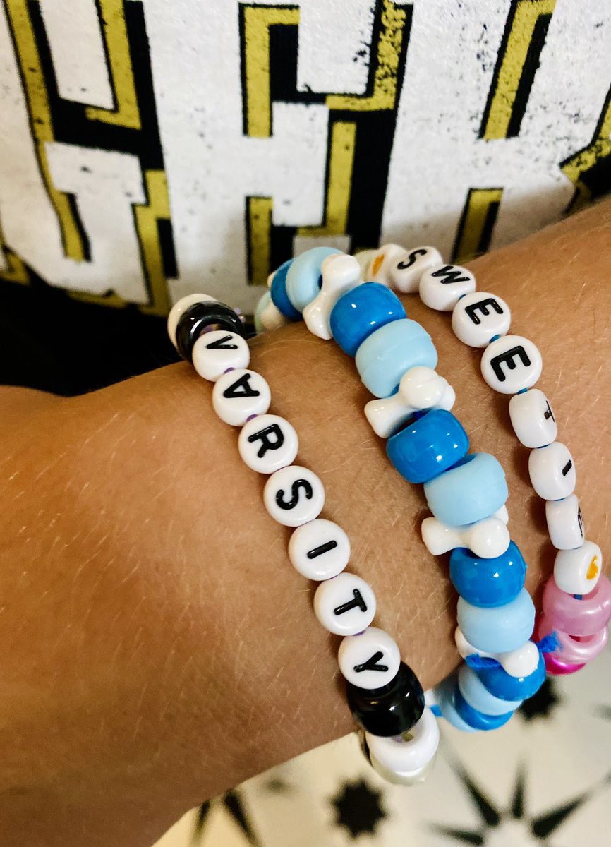 So blessed to have earned a spot on the <a href="/lshstigerssftbl/">LSHS Tigers Softball</a> Varsity team as a freshman! Can’t wait for my first high school softball season! 💛🖤 <a href="/TopGun0809KS/">Top Gun 26/27 KC</a> <a href="/topgunfastpitch/">Top Gun Fastpitch</a>