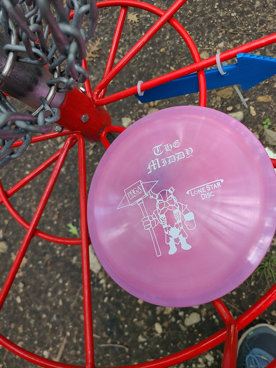 Jleedesign16's tweet photo. It was a @LoneStarDisc kind of day. #discgolf #discgolfgirl #teamlsd #newdiscs https://t.co/3fiwduzYfz