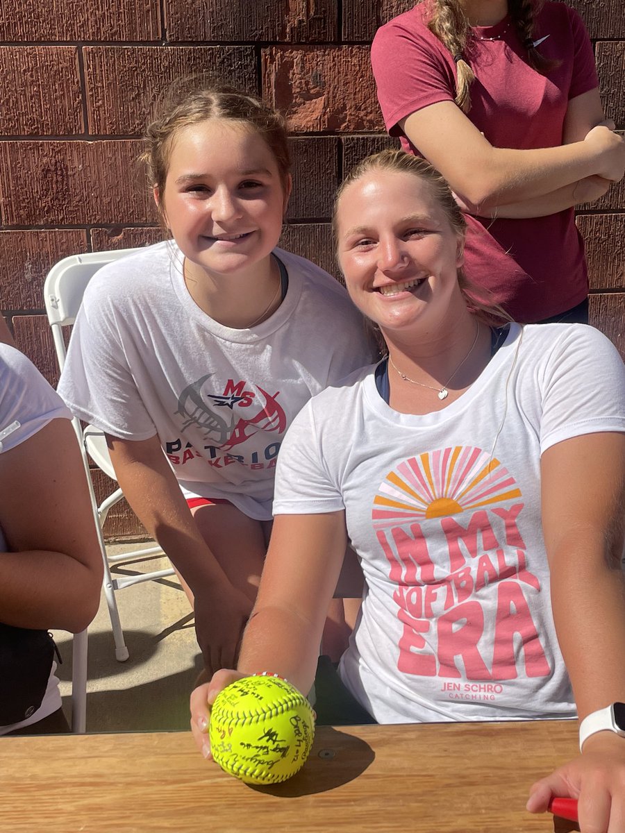 Excited to watch you play! <a href="/pup__18/">Peyton Cody</a> Go Big Red!🥎#Huskers