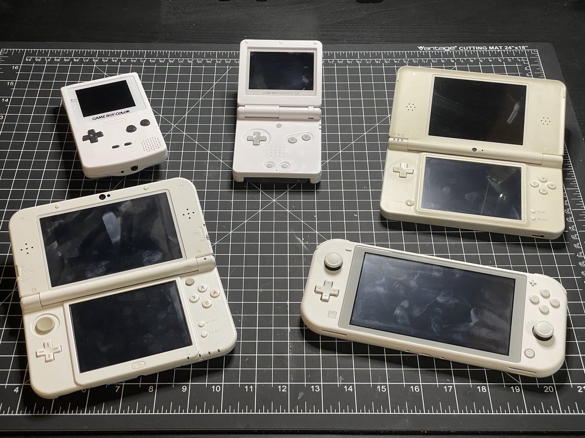 WeAreVolcanicus's tweet photo. Non-Transformers related, but I finally finished modding and re-shelling my handheld gaming collection https://t.co/SbW2EYCEEn