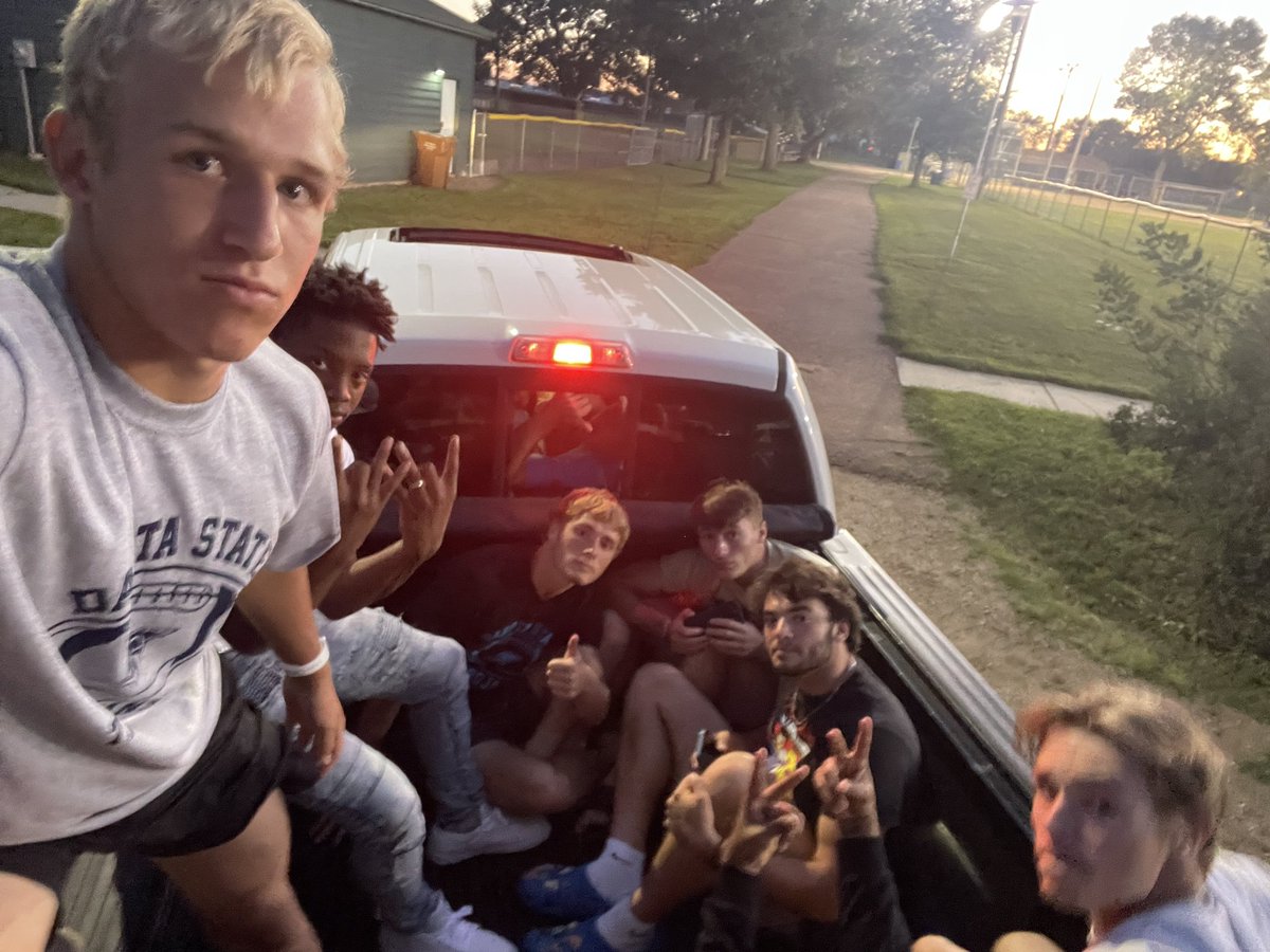 #MadisonScavengerHunt <a href="/DSUFootball/">Dakota State University Football</a>