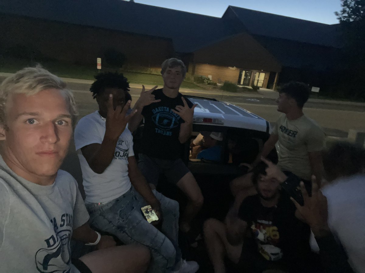 #MadisonScavengerHunt <a href="/DSUFootball/">Dakota State University Football</a>