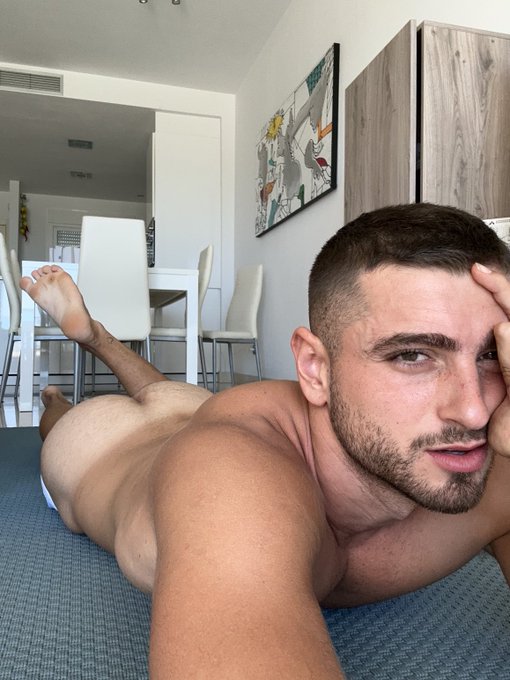 I see you 😜 https://t.co/MssFRymE7P