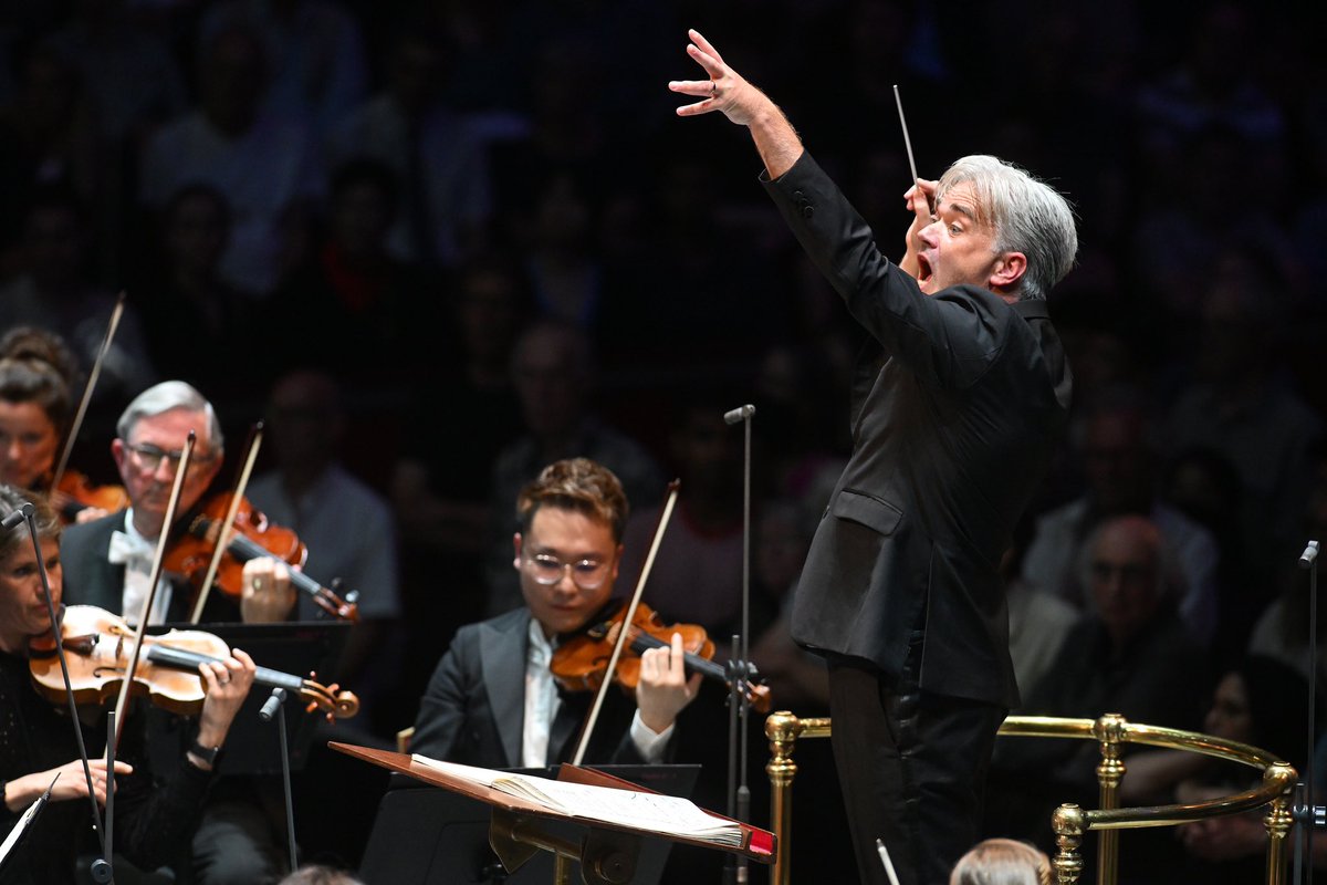 A stunning concert ✨ Thank you to our wonderful audience, soloists @Jenni_France @ClarePresland, conductor @edvardgriegkor, @LPOrchestra @LPChoir & @rncmlive Chamber Choir under Edward Gardner. Listen back now on @BBCSounds #BBCProms