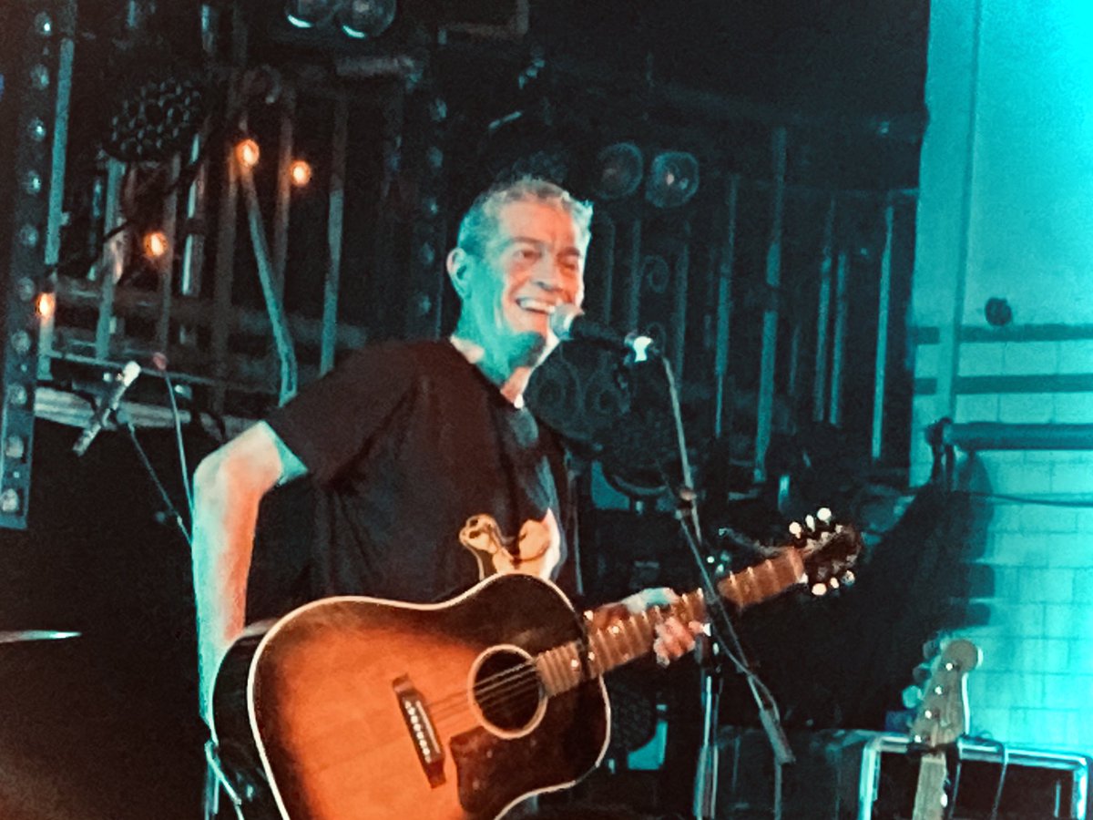 He’s just the best, playing with a fab band, keep smiling, boss gig. Iz rite x <a href="/michaelheadtreb/">Michael Head Official</a>