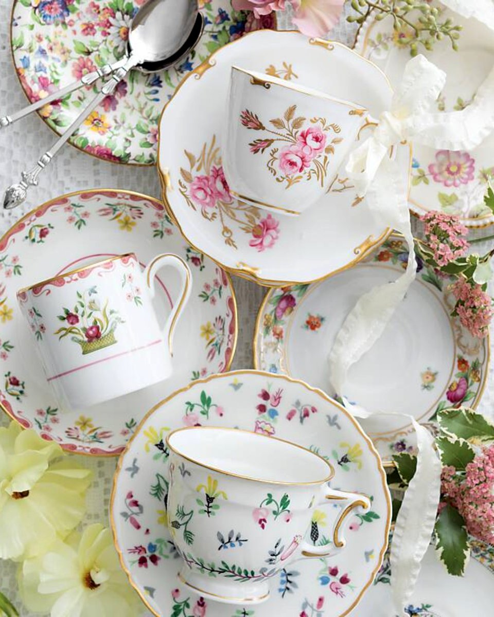 SouthernLadyMag's tweet photo. From demitasse cups and saucers to butter pats and saltcellars, we’ve always delighted in dainty home accents with fascinating histories. Find fresh ways to enjoy 8 of our favorite keepsakes at https://t.co/DMe3ipjMl2.

#southernladymag #demitassecups #saltcellars #butterpats https://t.co/JXzTJ7c6wH