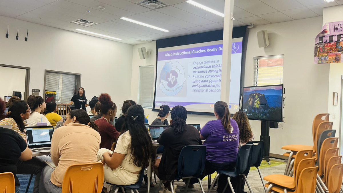 ErikaVMIbarra's tweet photo. Entering the 23-24 school year with intentional and strategic use of coaching at @DeZavalaSMCISD - because everybody deserves a coach! 💜💎 https://t.co/gBxTdKGsn3