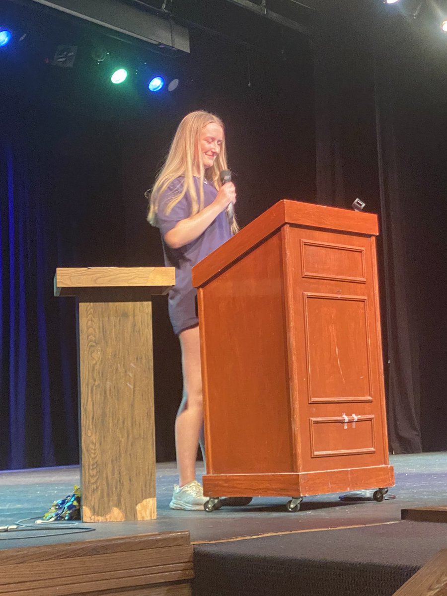 Pam Tholen tweet media