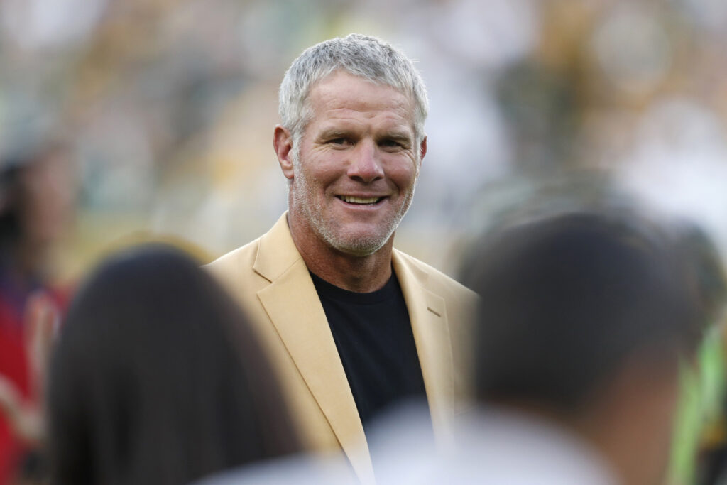 MSFreePress's tweet photo. The Mississippi Department of Human Services’ lawsuit is suing Brett Favre for millions, including over $5 million in welfare funds that were spent on a volleyball stadium.

https://t.co/vdOslFAzEF https://t.co/AcKoQodURA