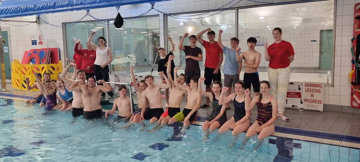 Great evening of Water Polo in our first internal Tournament for under 12s and 13+🤽 Over 55 players experiencing the discipline 🤽😊