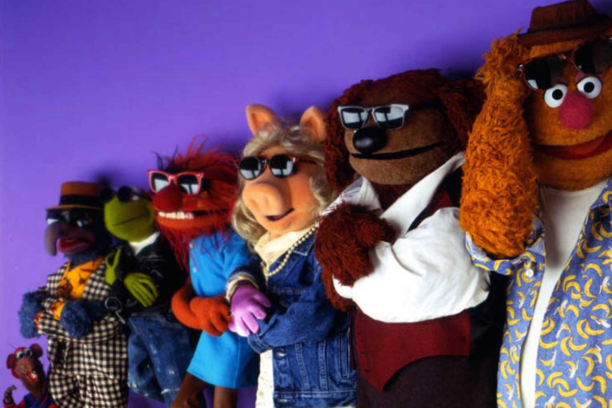 TheMuppets's tweet photo. Hope your weekend is as cool as this picture. 😎😎😎😎😎😎😎 https://t.co/ceJQVFDCar