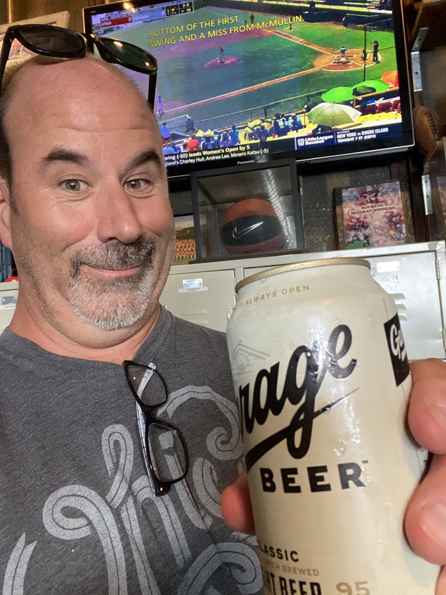Jason_Taggart's tweet photo. @Bcarp3 #garagebeer tastes great! https://t.co/coRWwazk5c