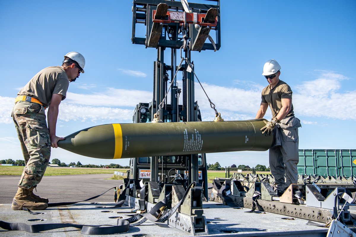 A 2000-pound class BLU-109C/B hard target penetrator warhead