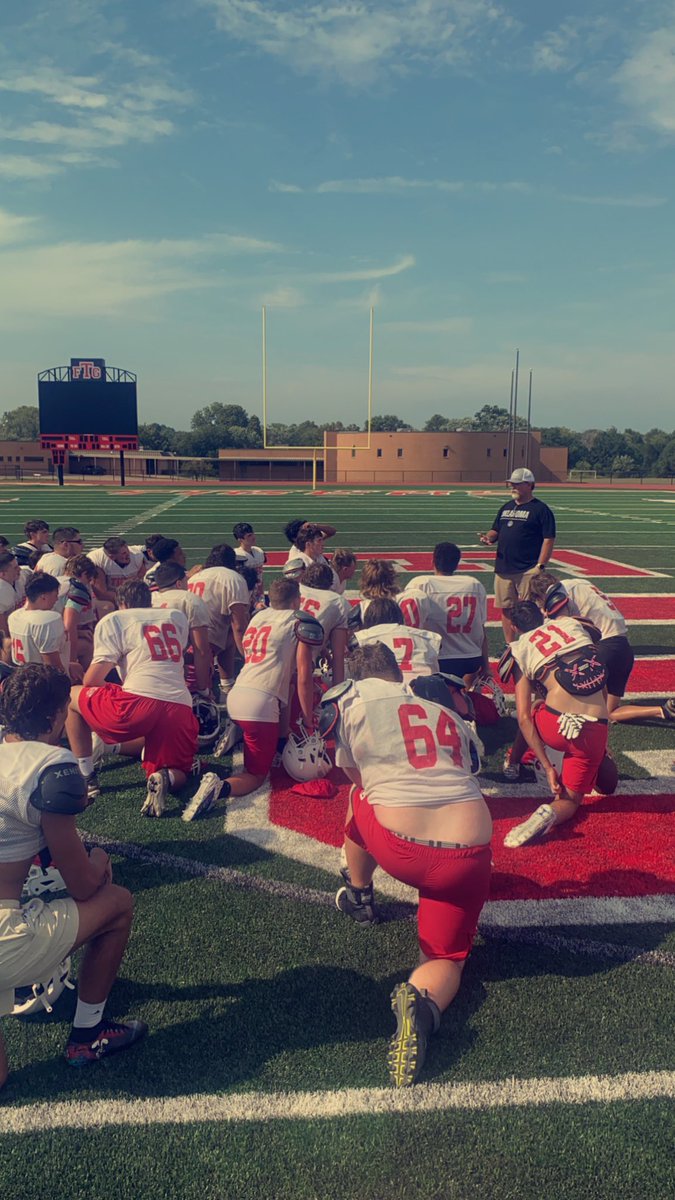 FG_TigerFB's tweet photo. Thank you @OK_fca and @MikeSheltonFCA  for always serving our student athletes. The watermelon 🍉 was 💯. #Reclaim #ReachOneToTeachOne https://t.co/cJzImI90PK