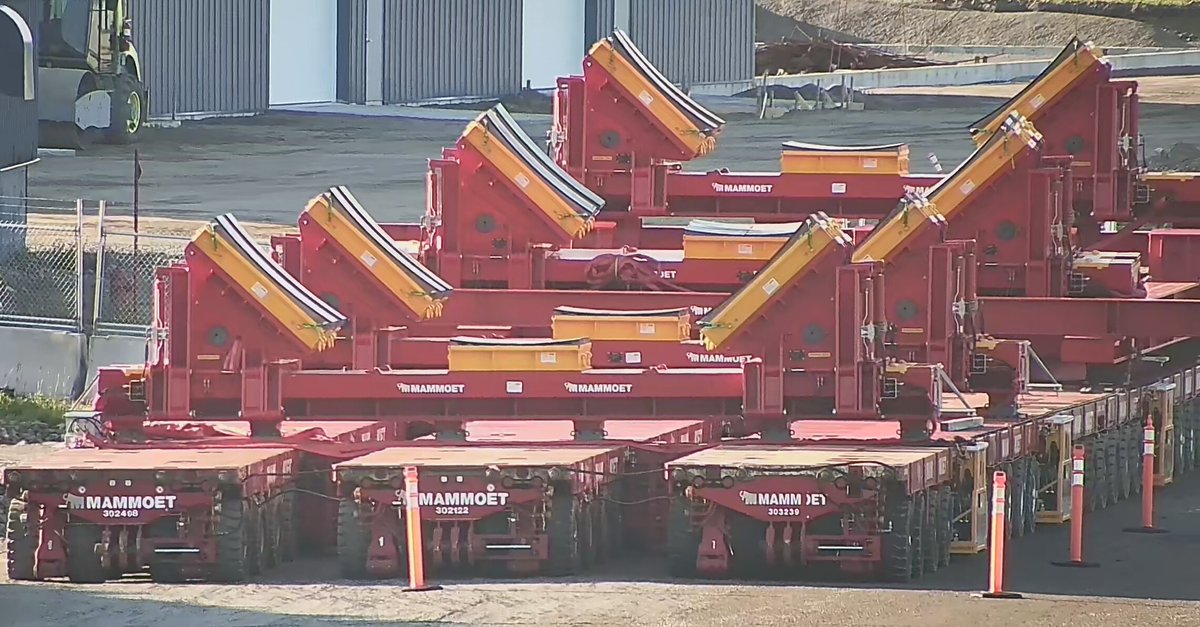 All systems are go! cranes on standby, check; ramps installed, check; SPMTs in position, check; we're all ready to receive Boskalis heavy transport vessel Target with first shipment of monopiles. #offshorewind #energytransition