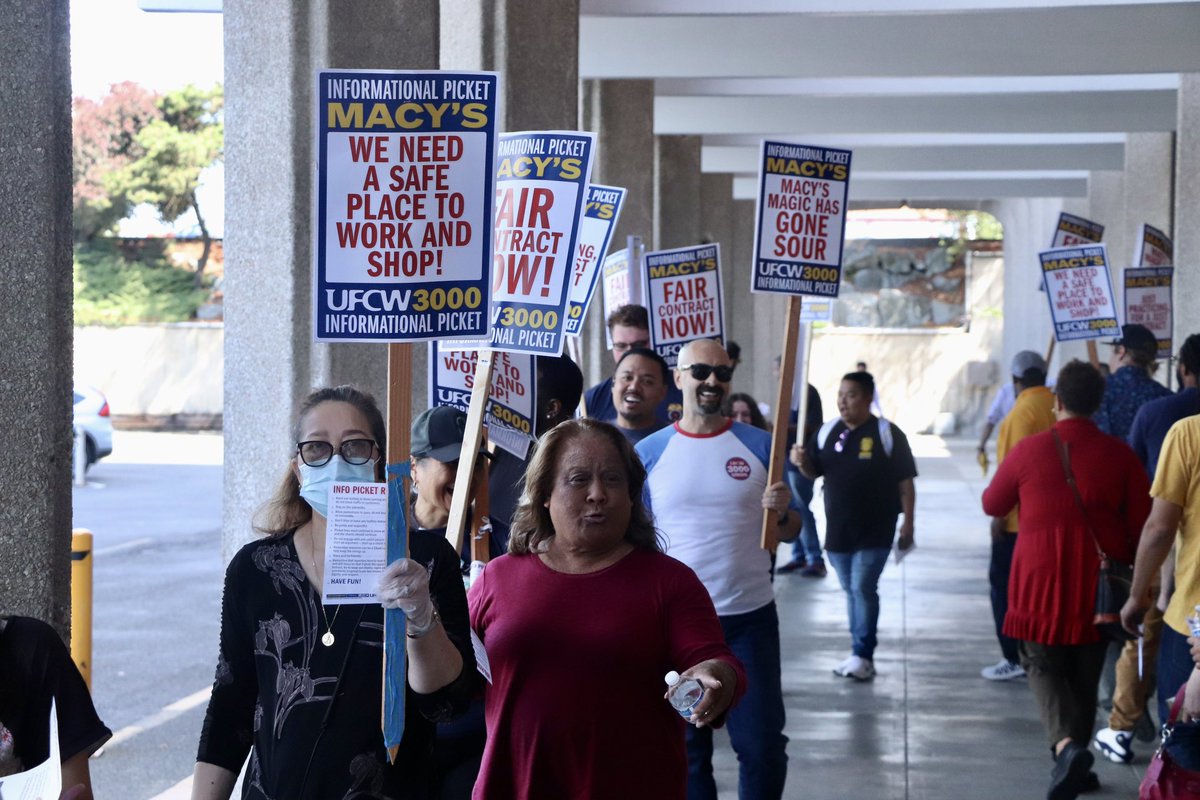 MLKLabor's tweet photo. This is what happens when @Macys Magic goes sour 🤢 @UFCW_3000 https://t.co/IIrXKaL5Qr