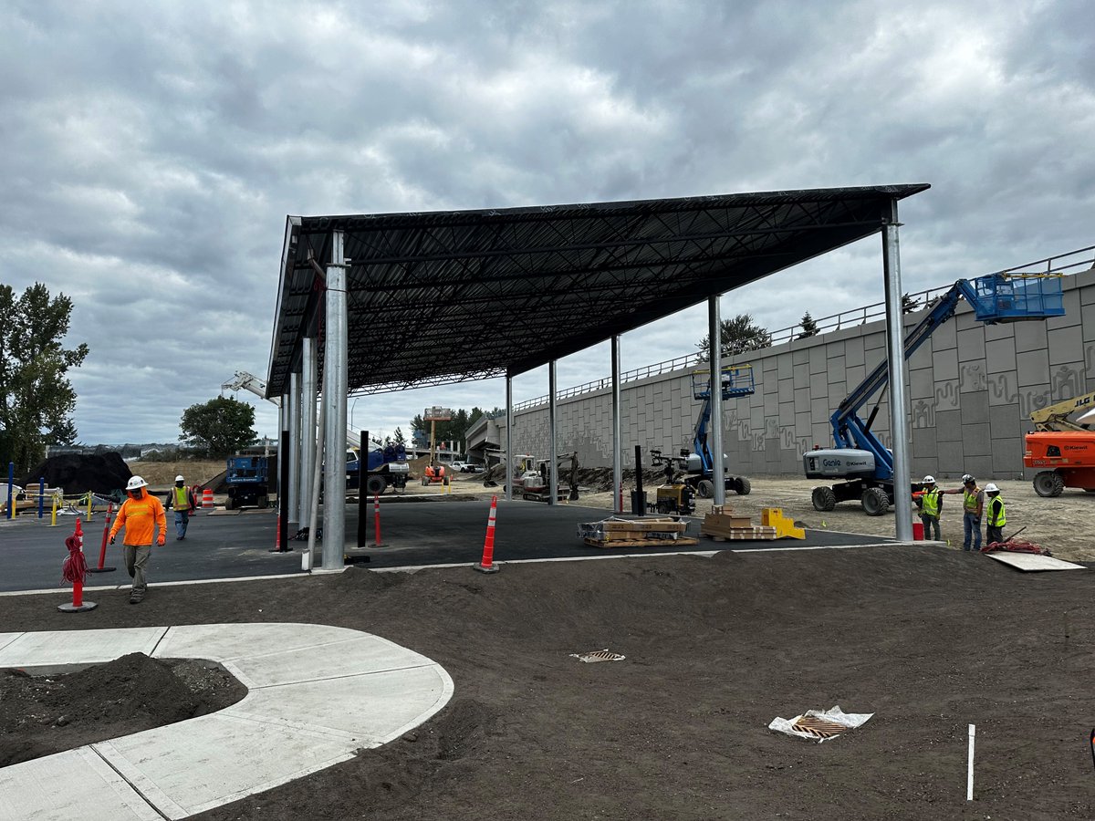 MarkTwainFWPS's tweet photo. Our bullfrog playground is getting closer and closer to being completed! We look forward to welcoming our bullfrogs back on August 30th for our first day of school. 🐸 https://t.co/nTR85tUfip