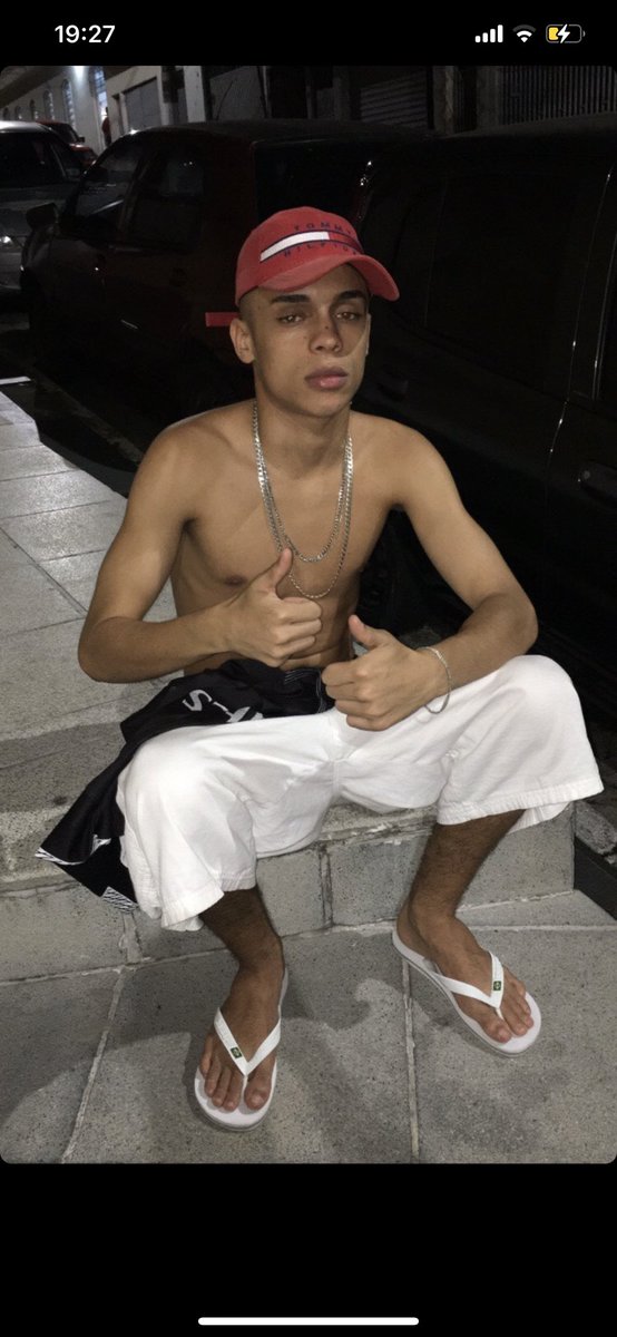 eu_msm18899's tweet photo. Quem vem me chupa hoje ? 🔥 https://t.co/5lJ0VDFN07