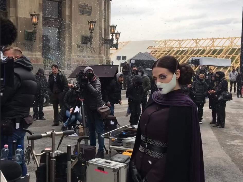 DerpSwan's tweet photo. SHE LOOKS SO CUTE AND SO BADASS AT THE SAME TIME IM https://t.co/tgcdMRHYEC