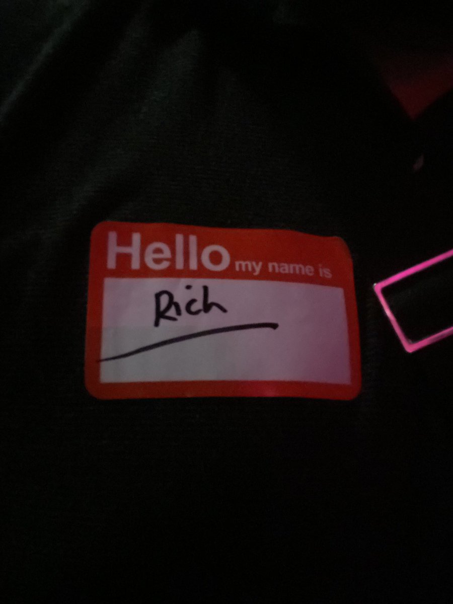richacarle's tweet photo. Had a great night at #fffest was lovely chatting and meeting like minded individuals that are just a sad and into this shit as me. Lovely to talk to @FPLMeerkat @FPLNima @FPLScoccerCrazy and had a lovely chat with the godfather himself mr @FFScout_Mark https://t.co/Or0zEkYAbl