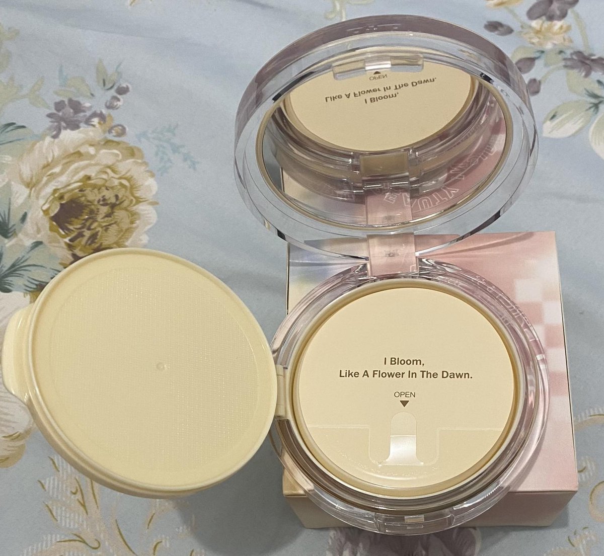 purplishNadine's tweet photo. Thank you  @NadineLBdayClub @NLBCStreamers and to all our generous sponsors.🙏🏼🥰 Excited to use this  @barenbliss_ph BNB Korean Bloomatte True Beauty Inside Cushion @hello_nadine! 
Keep streaming from 7AM-1AM @NLBC SH
https://t.co/sYnS0k3VGj

#NLBCGiveAway https://t.co/q0zA1y6EnQ