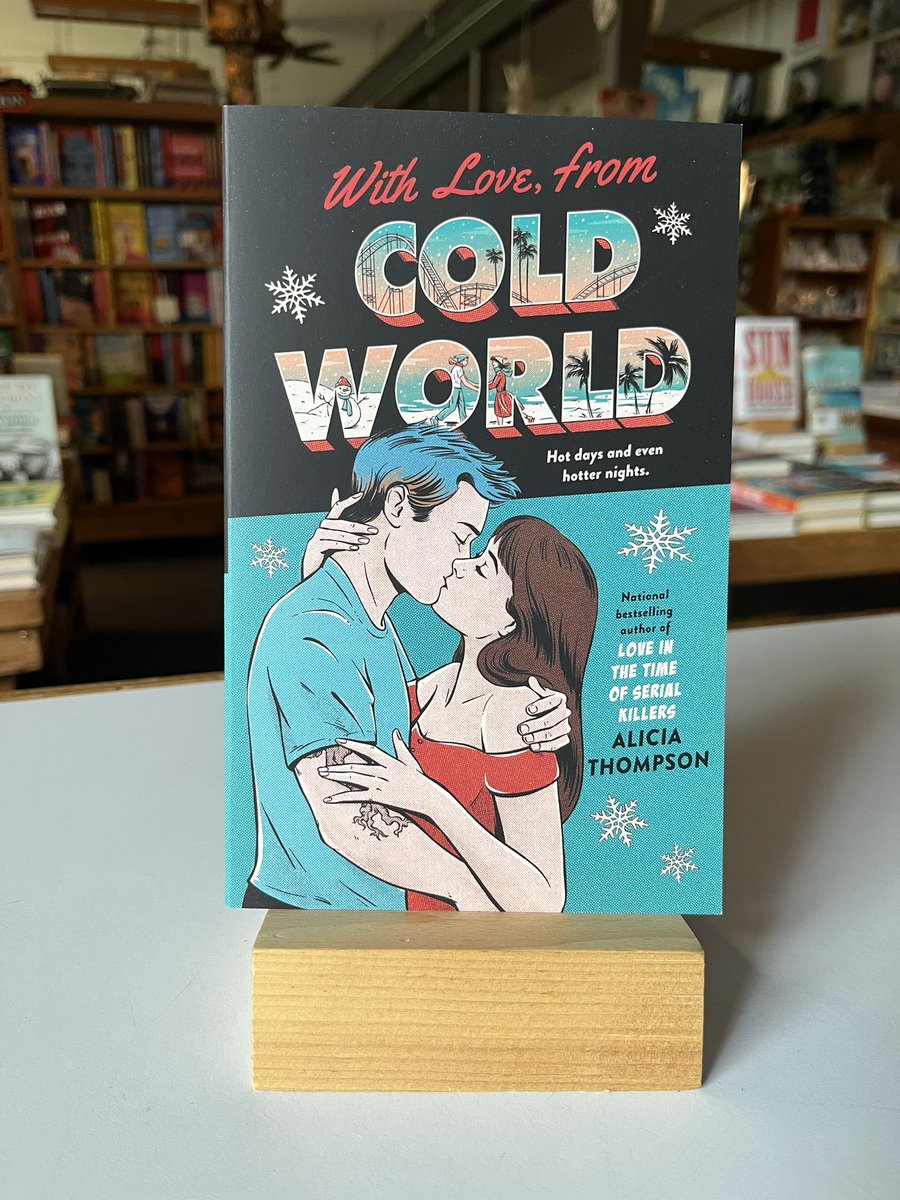 Island Books tweet media