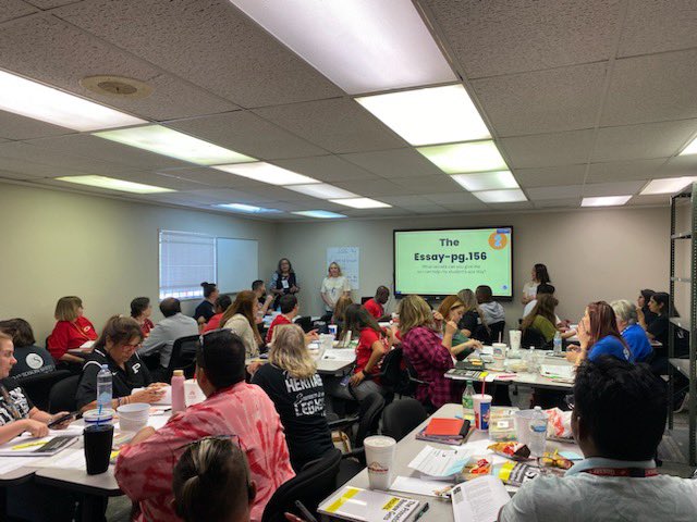 ECISD_secELAR's tweet photo. Our high school teachers are preparing to make a positive #impact with TSIA2 tips and tricks to help their high school students achieve success. @drliliananez @HewittAndi @ScottMuri https://t.co/kFkVtxyw65