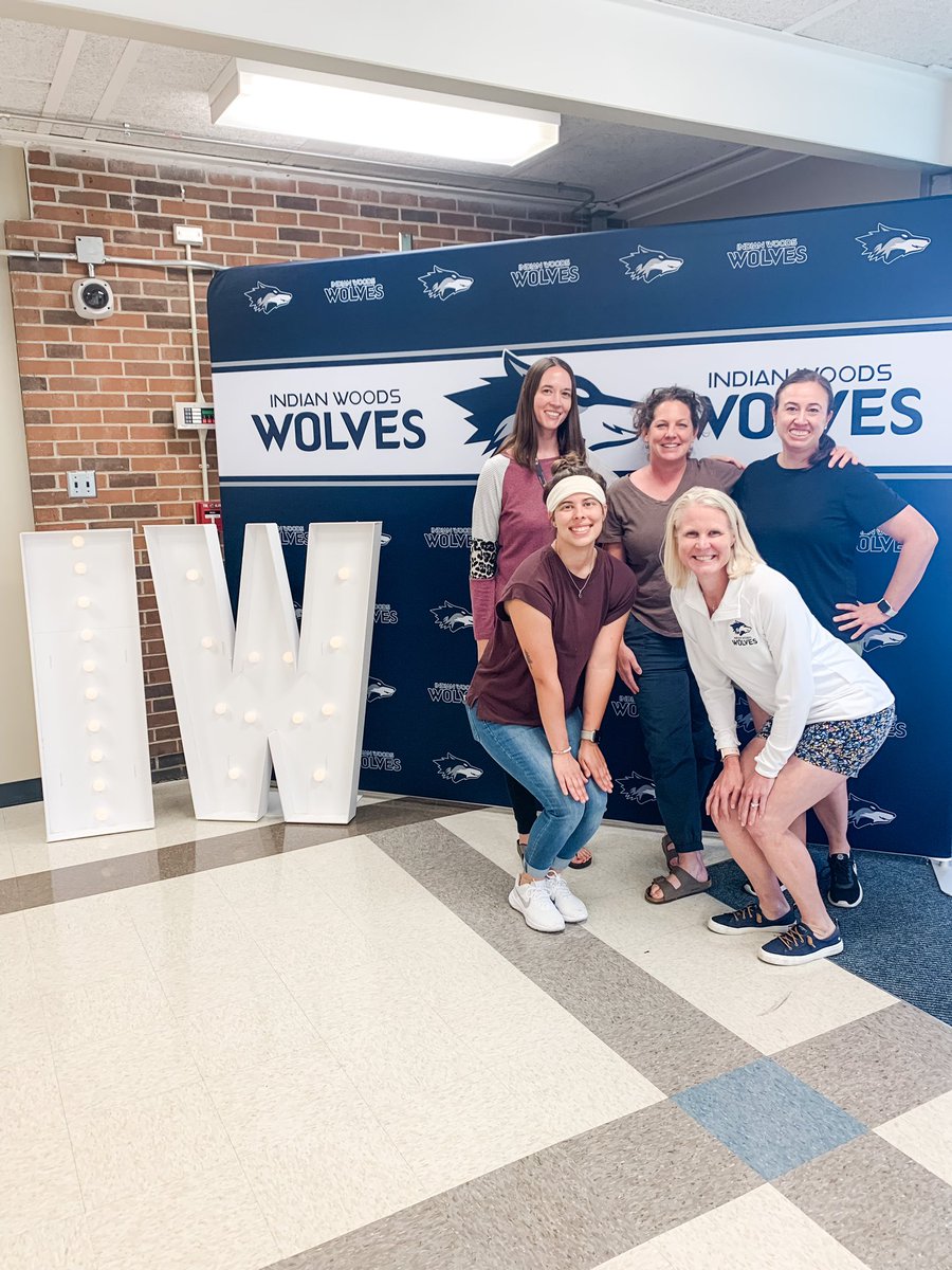 Band, Choir, and Performance teachers are ready to SHINE this year! #OneShawneeMission #lwarren30 #WolvesShine