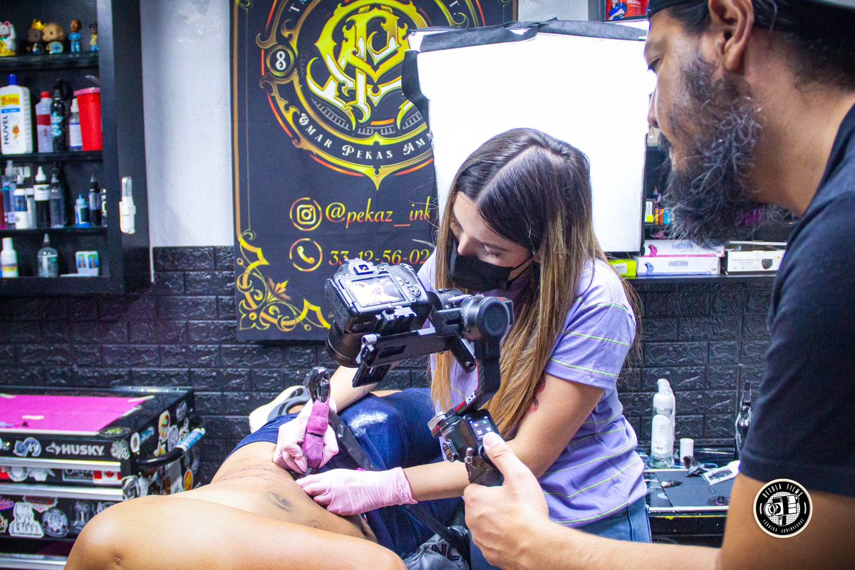 Making of de lo trabajado para nuestros amigos de Body Inkers tattoo & piercing . . #makingof #producción #spotproduction #spotpublicitario #tatto #tattostudio #tatuajes #studiodetatuajes #video #videopublicitario @bodyinkers @janethlefort @zorgas_films