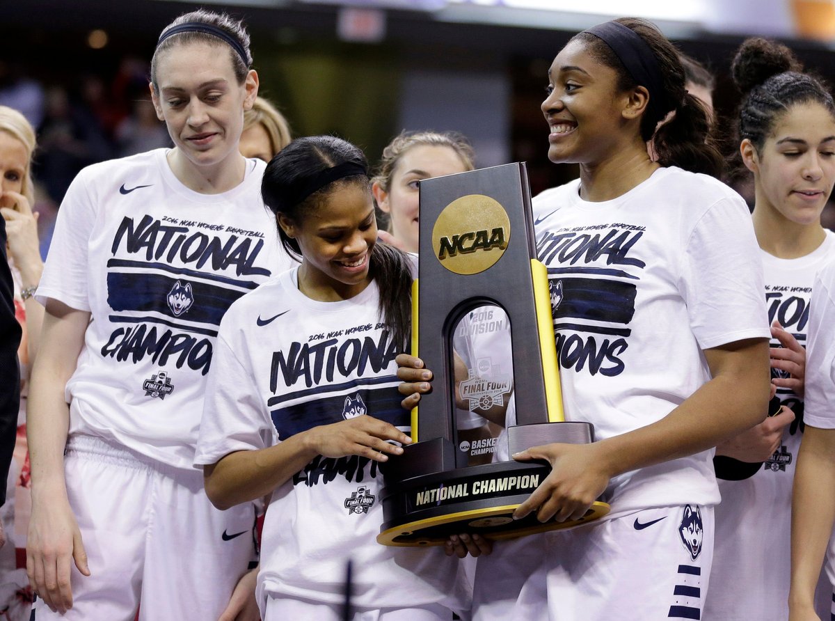 CBKReport's tweet photo. Most College Basketball National Championships in the last 25 years

Men’s: UConn - 5 💍
Women’s: UConn - 10 💍 https://t.co/Hr1w5X4uid