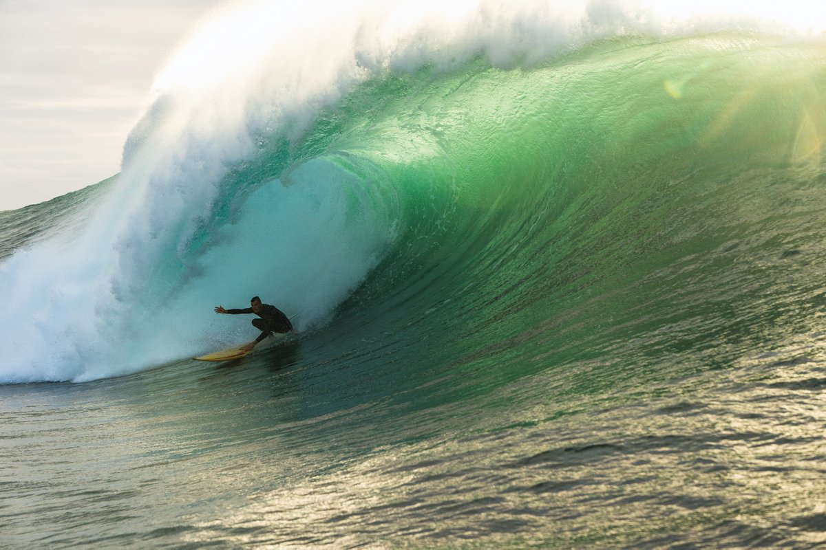 tracksmag's tweet photo. "Lachie Rombouts likes to call it schlippin’ in. Take a super-sized gun that paddles like a battleship at full steam and glide into a heaving bommie."
This is from the pages of our new mag. Issue 591 is on stands now, available for purchase online or subscribe to Tracks premium through the link below.
Subscribe to Tracks today & win one of 25 Solarez Surf Pro Travel Kits.
https://t.co/kFvJJ8dO3d
📷 Tom Healy Photography
