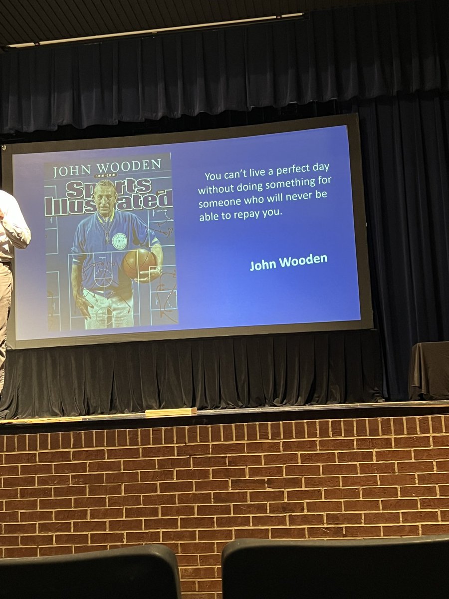 Thriving and Shining!! Had so many amazing reminders today ✏️ we have the best job 🐾🧡 <a href="/KimRaymond71/">Kimberly Raymond</a> #growinggreatness #AllinAledo #AISDthriveandshine
