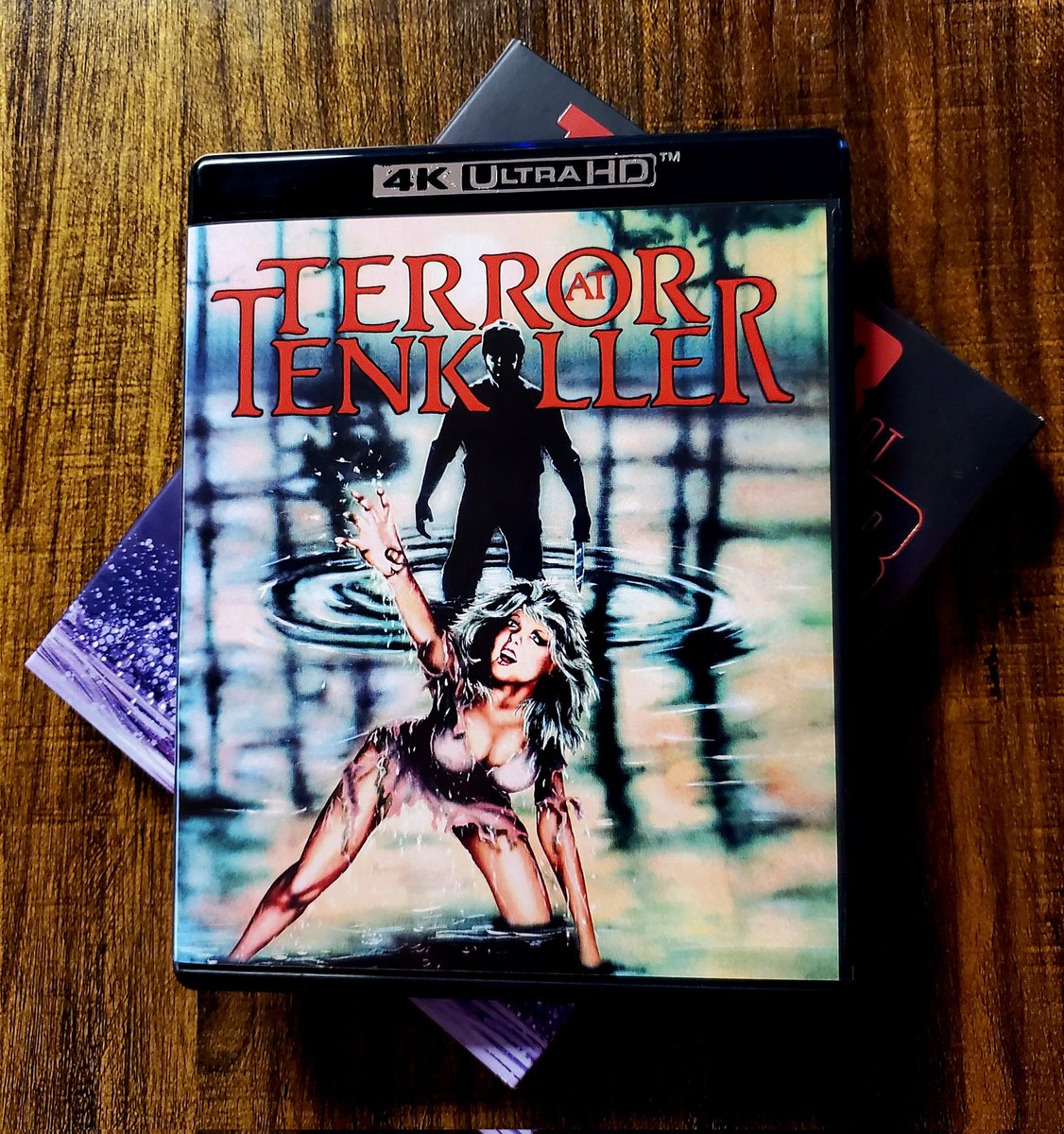 MikeCrissinger2's tweet photo. I'll never understand why people bash a lakeside slasher that's almost unseen. Go into it knowing it might not be FT13 but just have fun with it.π€·π»ββοΈπ€¦π»ββοΈ... (1986) #TerrorAtTenkiller #horror ππΌβ€οΈπ€π₯ https://t.co/ass69sgCjZ