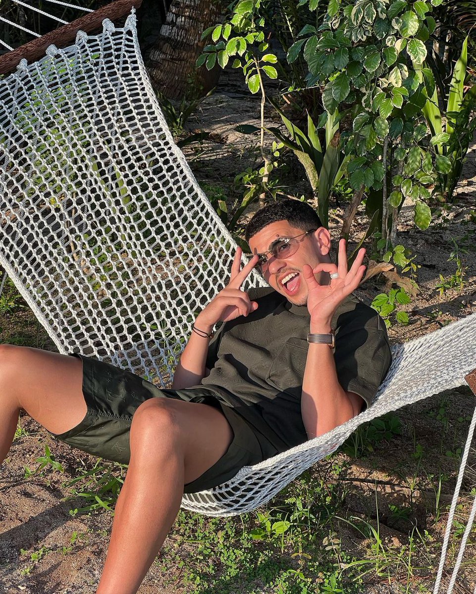 merlou ⵣ tweet media