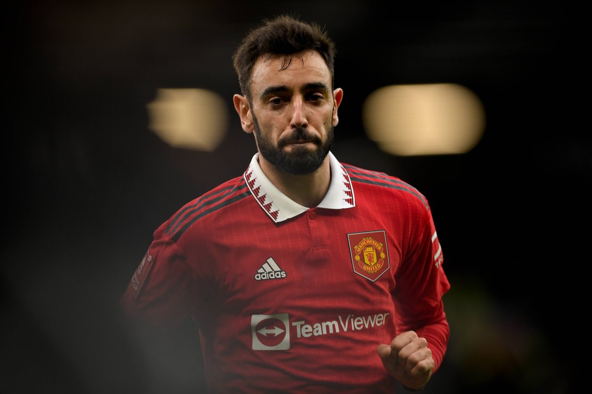 UtdDistrict's tweet photo. How many G/A will Bruno Fernandes get this season? 🔴 https://t.co/rg2c3jUNPb