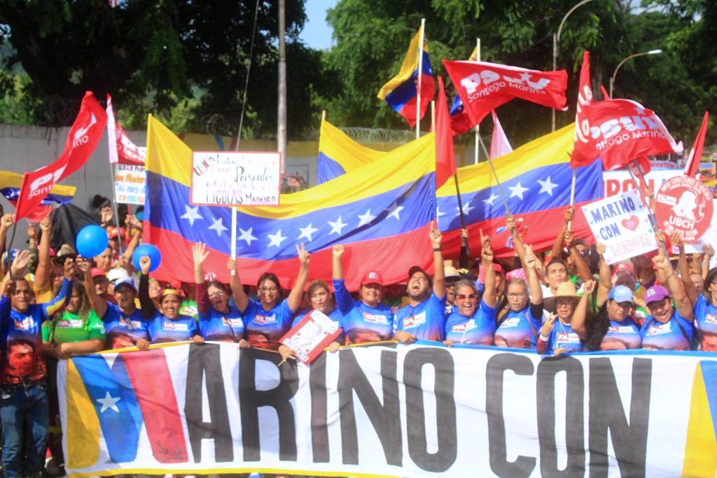 johanitakenpo's tweet photo. Este #11Ago salimos a las calles de #Mariño a defender la Revolución y a brindarle nuestro respaldo al presidente @NicolasMaduro, hombre leal y Conductor de Victorias. ¡En unos minutos les muestro nuestro recorrido por la Av. Intercomunal! #LaPazEsClave #EnciendeMotoresYEmprende https://t.co/XH6ePGhavQ