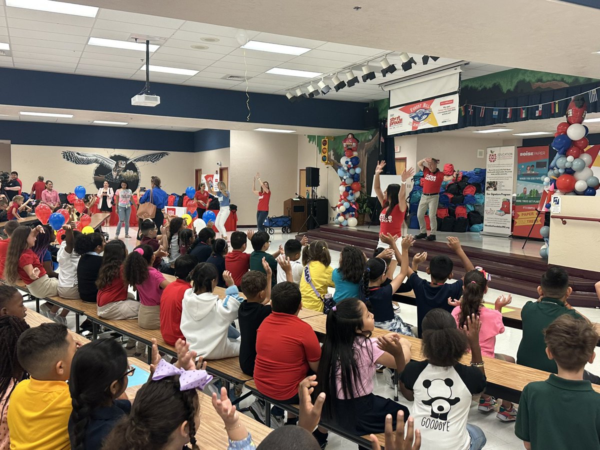 Leah Rock tweet media