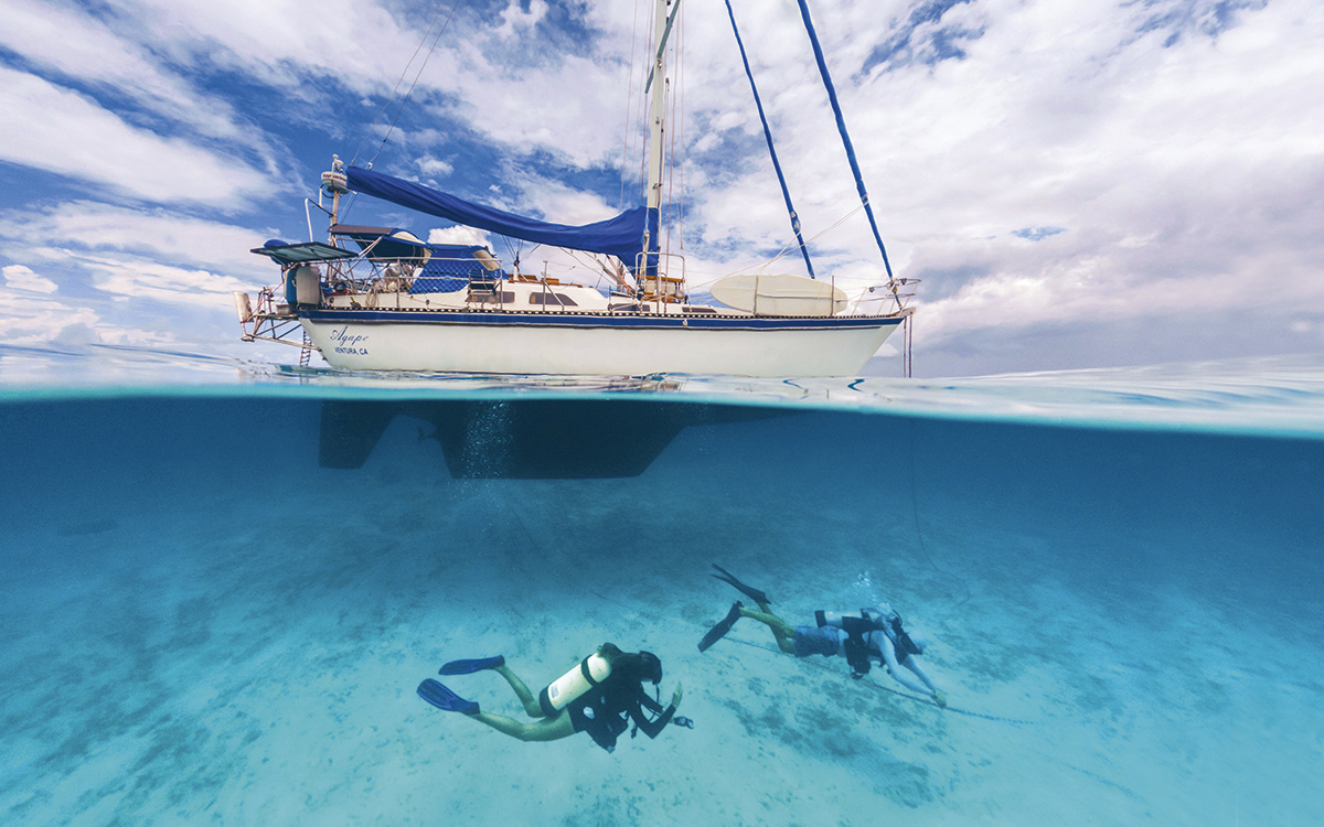 Expert advice from those who do it regularly on diving from a boat

trib.al/HT7mTZx